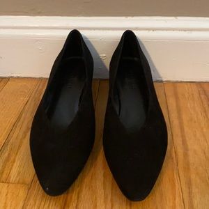 Everlane Black Pumps